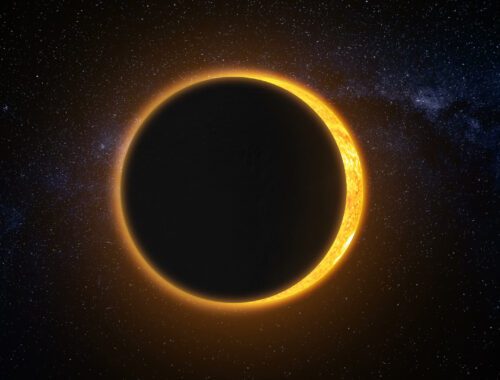 Eclipse anular acontece no feriadão de outubro: astrologia aponta o que fazer na data